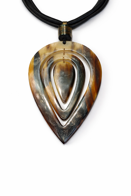 Horn Teardrop Pendant Necklace